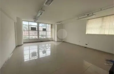 Sala comercial à venda na Praça Ramos de Azevedo, Centro, São Paulo