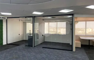 Sala comercial para alugar na Avenida Dona Manoela Lacerda de Vergueiro, Anhangabaú, Jundiaí