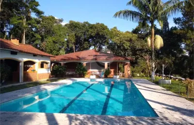 Fazenda à venda na Maria Emilia Ferreira Simonelli, Rio Acima, Mairiporã