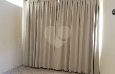 Casa com 3 quartos para alugar na Doutor Pedro Soares De Camargo, Anhangabaú, Jundiaí
