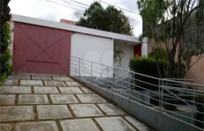 Casa com 4 quartos à venda ou para locação em centro - sp