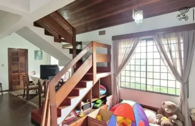 Casa com 3 quartos à venda na josé dal'negro, 214, xaxim, curitiba, 190 m2 por r$ 699.000