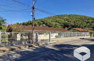 Casa com 3 dormitórios à venda, 210 m² por r$ 995.000,00 - américa - joinville/sc