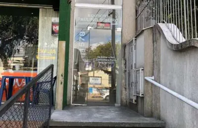 Ponto comercial para alugar na Rua Chile, 1578, Rebouças, Curitiba