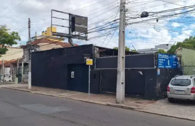 Terreno à venda na Rua Mariante, Rio Branco, Porto Alegre