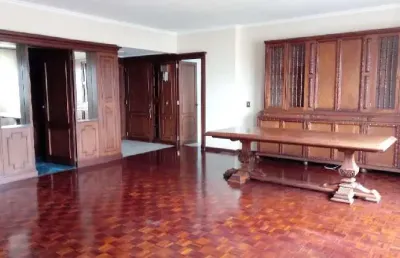 Apartamento com 3 quartos à venda na Rua Garibaldi, Independência, Porto Alegre