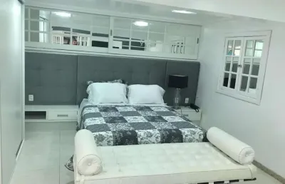 Casa com 5 quartos à venda na Rua Roberto Augusto Morgado, 219, São Francisco, Niterói