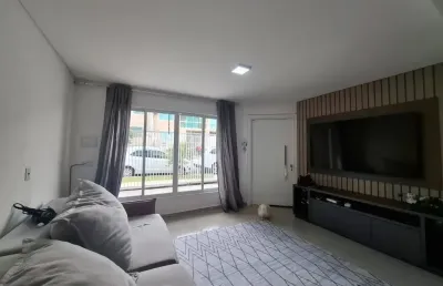 Sobrado 3 quartos, sendo 1 ste, churrasqueira e 2 vagas