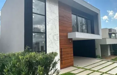 Casa em condomínio fechado com 4 quartos à venda na avenida gil de abreu souza, condomínio royal forest, londrina por r$ 2.700.000