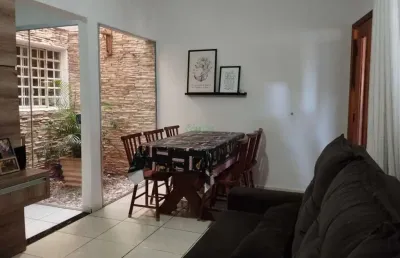 Casa com 3 quartos à venda na rua leonardo gomes de castro, jardim santa alice, londrina por r$ 420.000