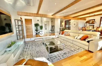 Aparamento com 290m2 com 4 suítes, 4 vagas de garagens com vista panorâmica permanente para serra.