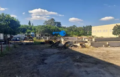 Terreno com 8.100m2 e 500m2 de escritórios fazendinha santana de parna !