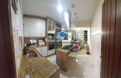 Casa 4 dormitórios 1 suíte terraço , espaço gourmet , vaga 2 carros !