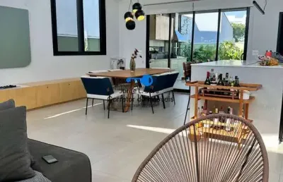Linda casa térrea mobilia no residencial itahyê  3 amplas suítes !