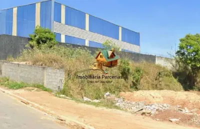 Terreno plano com 1.100m2 para construção de galpão na chácara do solar 2