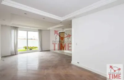 Sobrado com 3 dormitórios (2 suítes) no santa cândida – closet, banheira e espaço gourmet
