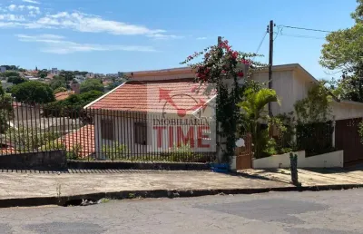 Casa com 8 quartos à venda na Rua Clóvis da Fonseca, 675, Centro, Apucarana
