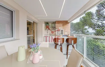 Cobertura com terraço privativo, 4 quartos, 2 suítes e 3 vagas no bacacheri