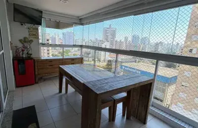 Apartamento de alto padrão no bairro ponta da praia em santos.