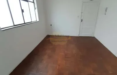 Apartamento no primeiro andar. embaré, em santos/sp.