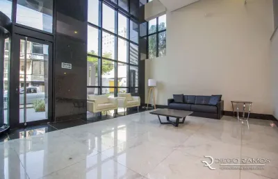 Sala comercial à venda na rua ramiro barcelos, 685, floresta, porto alegre, 47 m2 por r$ 445.000