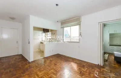 Apartamento com 1 quarto à venda na avenida praia de belas, 612, praia de belas, porto alegre, 44 m2 por r$ 215.000