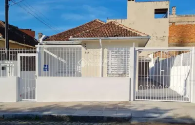 Casa em condomínio fechado com 2 quartos à venda na rua irmão weibert, 346, vila joão pessoa, porto alegre, 90 m2 por r$ 689.000