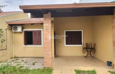 Casa com 2 quartos à venda na rua guatambu, 859, hípica, porto alegre, 57 m2 por r$ 380.000