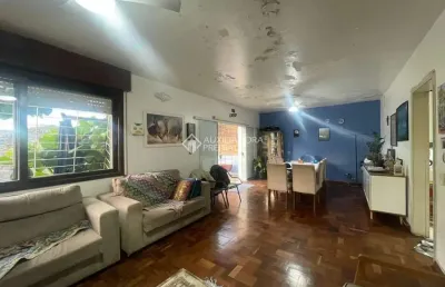 Casa com 2 quartos à venda na rua arnaldo ballve, 96, jardim itu sabará, porto alegre, 153 m2 por r$ 799.000