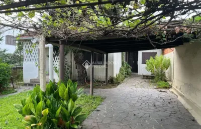 Casa com 2 quartos à venda na rua rezende costa, 197, sarandi, porto alegre, 100 m2 por r$ 290.000