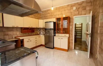 Casa em condomínio fechado com 3 quartos à venda na rua artigas, 214, petrópolis, porto alegre, 312 m2 por r$ 954.000