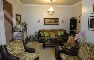 Casa em condomínio fechado com 3 quartos à venda na rua doutor joão dutra, 150, petrópolis, porto alegre, 217 m2 por r$ 1.300.000