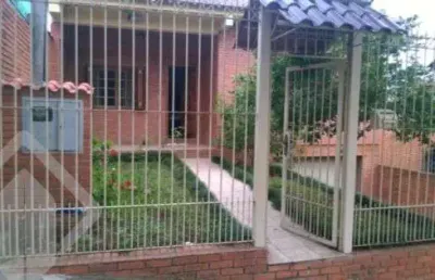 Casa em condomínio fechado com 4 quartos à venda na rua doutor dias da cruz, 170, medianeira, porto alegre, 300 m2 por r$ 800.000