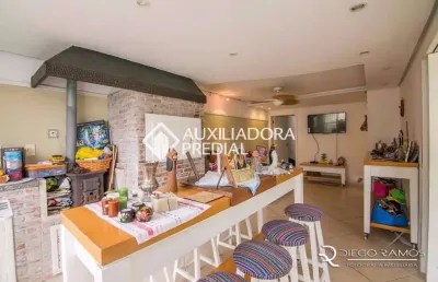 Casa em condomínio fechado com 4 quartos à venda na avenida assis brasil, 1217, passo da areia, porto alegre, 430 m2 por r$ 1.780.000
