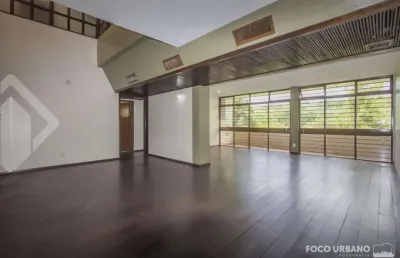Casa em condomínio fechado com 5 quartos à venda na rua professor ivo corseuil, 344, petrópolis, porto alegre, 333 m2 por r$ 1.100.000