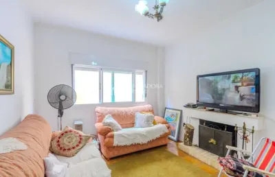 Casa com 3 quartos à venda na rua pedro velho, 382, partenon, porto alegre, 219 m2 por r$ 499.000