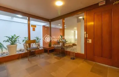 Sala comercial à venda na avenida iguassu, 197, petrópolis, porto alegre, 136 m2 por r$ 365.000