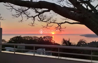 Casa em condomínio fechado com 3 quartos à venda na rua dos guaranis, 360, espírito santo, porto alegre, 195 m2 por r$ 790.000