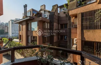 Apartamento com 3 quartos à venda na avenida itajaí, 430, petrópolis, porto alegre, 180 m2 por r$ 1.350.000