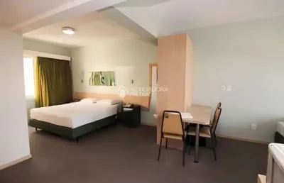 Flat com 2 quartos à venda na avenida desembargador andré da rocha, 131, centro histórico, porto alegre, 41 m2 por r$ 320.000