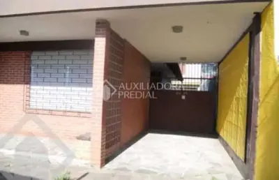 Casa em condomínio fechado com 4 quartos à venda na avenida tramandaí, 1019, ipanema, porto alegre, 280 m2 por r$ 698.000