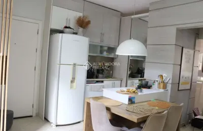 Apartamento com 2 quartos à venda na rua tiradentes, 170, independência, porto alegre, 72 m2 por r$ 650.000