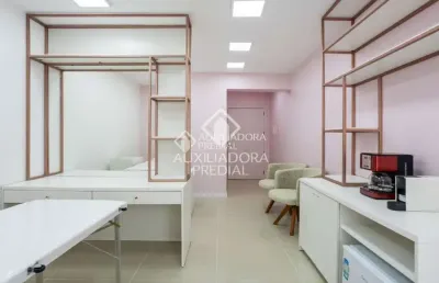 Sala comercial à venda na rua cristóvão pereira, 99, passo da areia, porto alegre, 22 m2 por r$ 120.000