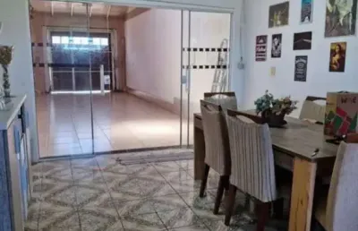 Casa em condomínio fechado com 3 quartos à venda na rua b, 344, olaria, canoas, 156 m2 por r$ 445.000