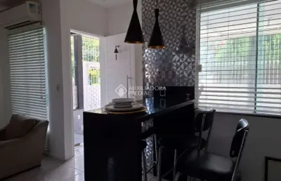 Casa com 2 quartos à venda na rua romano rolando botin, 101, hípica, porto alegre, 110 m2 por r$ 299.000
