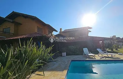 Casa com 6 quartos à venda na castelo branco, 37, centro, imbé, 479 m2 por r$ 1.700.000