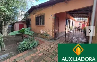 Casa com 4 quartos à venda na rua marista, 265, vila joão pessoa, porto alegre, 100 m2 por r$ 430.000