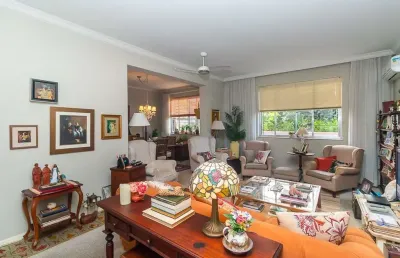Apartamento com 2 quartos à venda na rua miguel tostes, 138, rio branco, porto alegre, 112 m2 por r$ 560.000