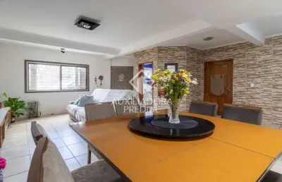 Casa em condomínio fechado com 5 quartos à venda na rua francisca betts, 130, morro santana, porto alegre, 326 m2 por r$ 849.950