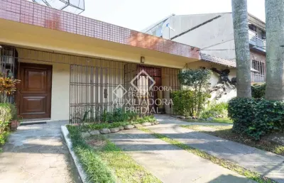 Casa com 7 quartos à venda na rua estácio de sá, 332, chácara das pedras, porto alegre, 470 m2 por r$ 1.544.000